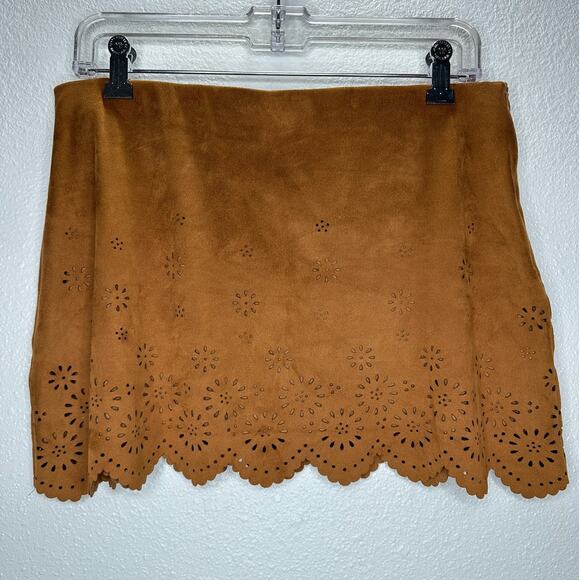 Zara Rust Brown Faux Suede Laser Cut Scalloped Hem Skirt L - Picture 2 of 13